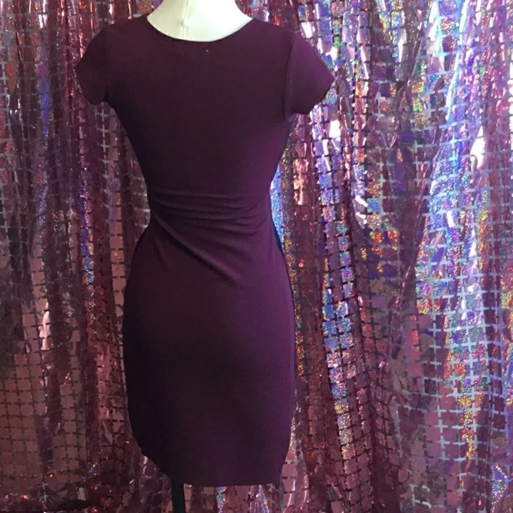 Short sleeved dress in 2 tone burgundy & black in small by ALMOST FAMOUS